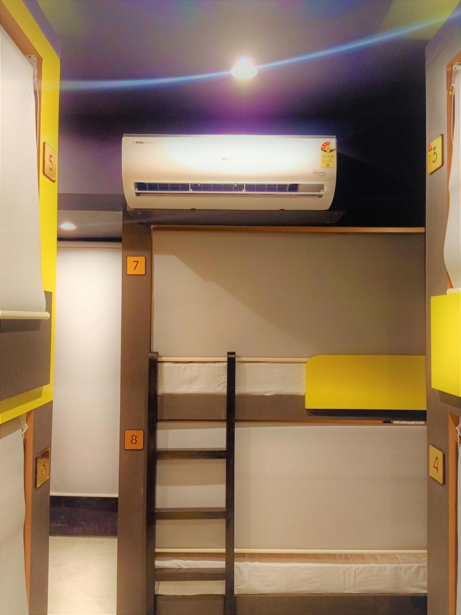 Stay Villa Hostel For Male And Female Bombay Eksteriør billede
