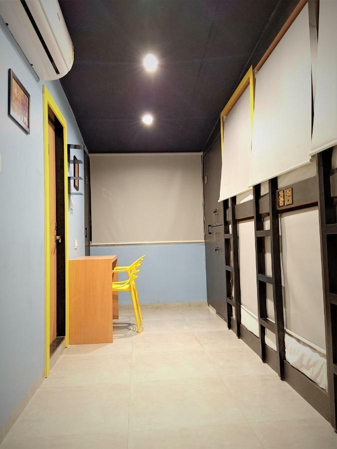 Stay Villa Hostel For Male And Female Bombay Eksteriør billede