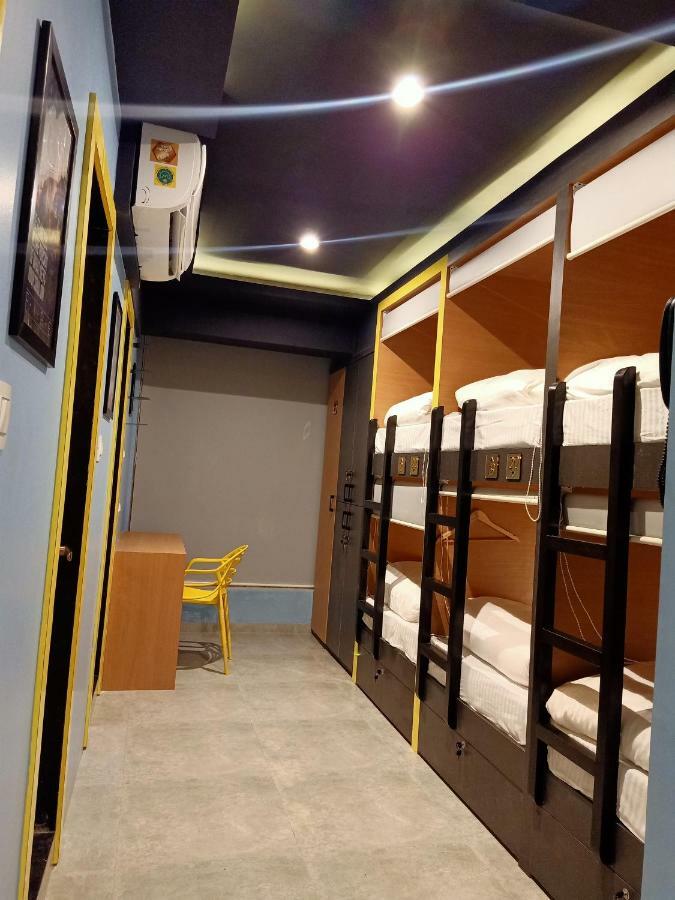Stay Villa Hostel For Male And Female Bombay Eksteriør billede